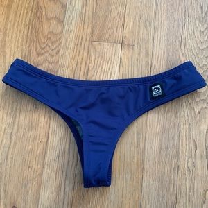 Jolyn cheeky bikini bottom - medium, worn once.